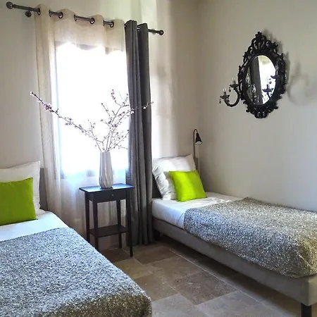 Maison Du Apartment *